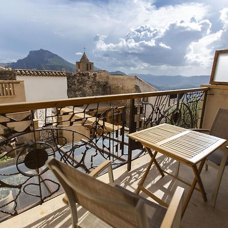 Hotel Poeta Jorge Manrique Segura de la Sierra Kültér fotó